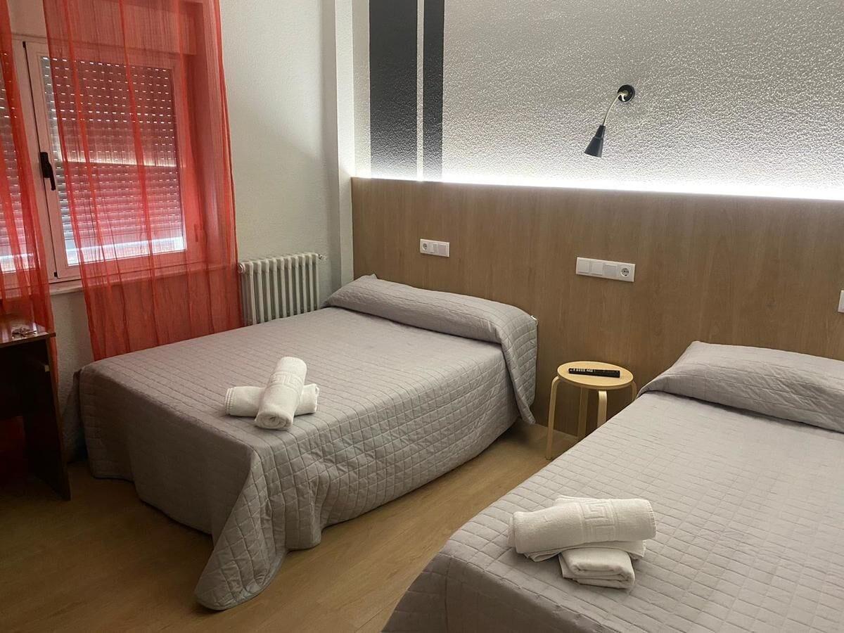Hostal Uria Salamanca Dış mekan fotoğraf