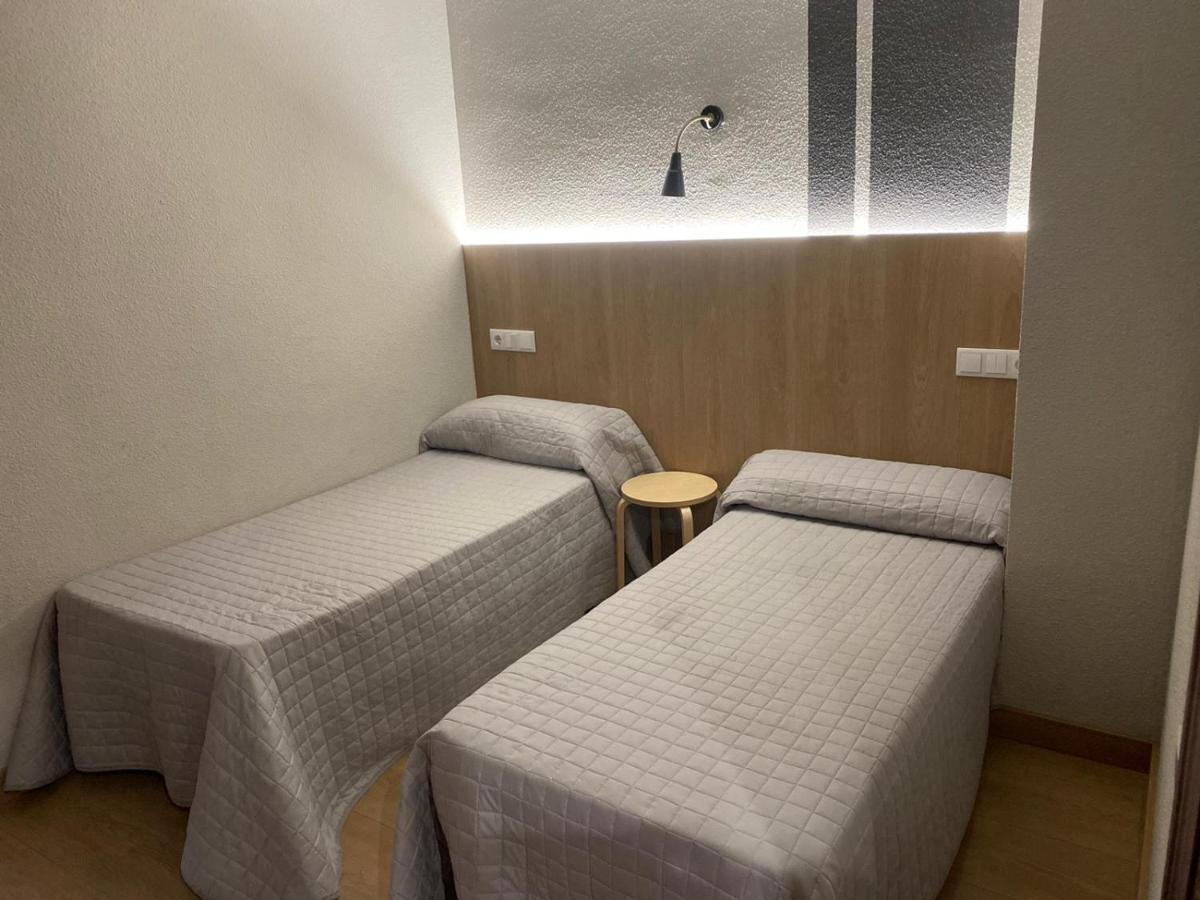 Hostal Uria Salamanca Dış mekan fotoğraf