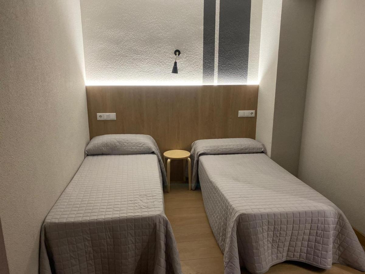 Hostal Uria Salamanca Dış mekan fotoğraf